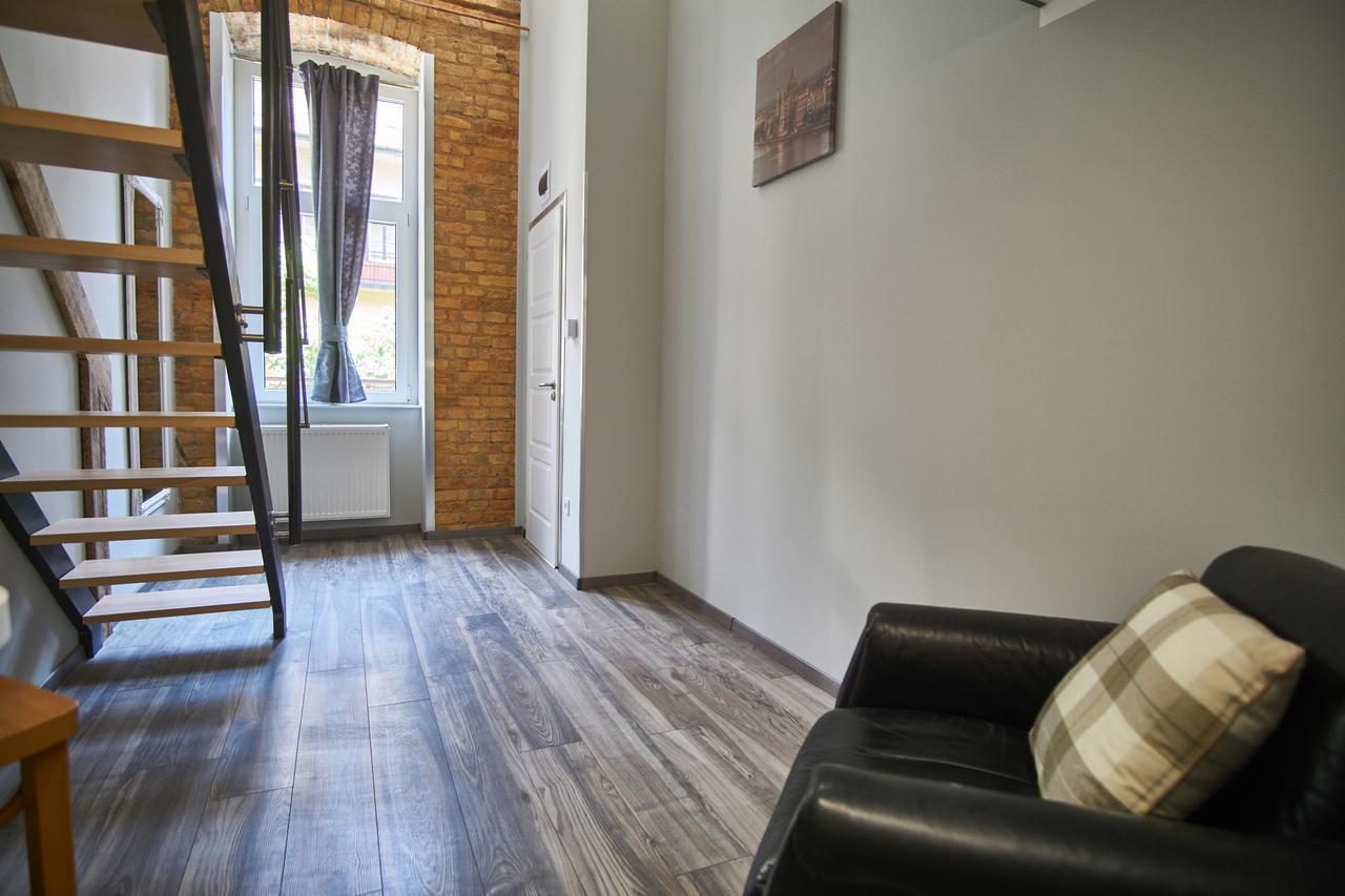 A32 Apartment | Budapest Luaran gambar