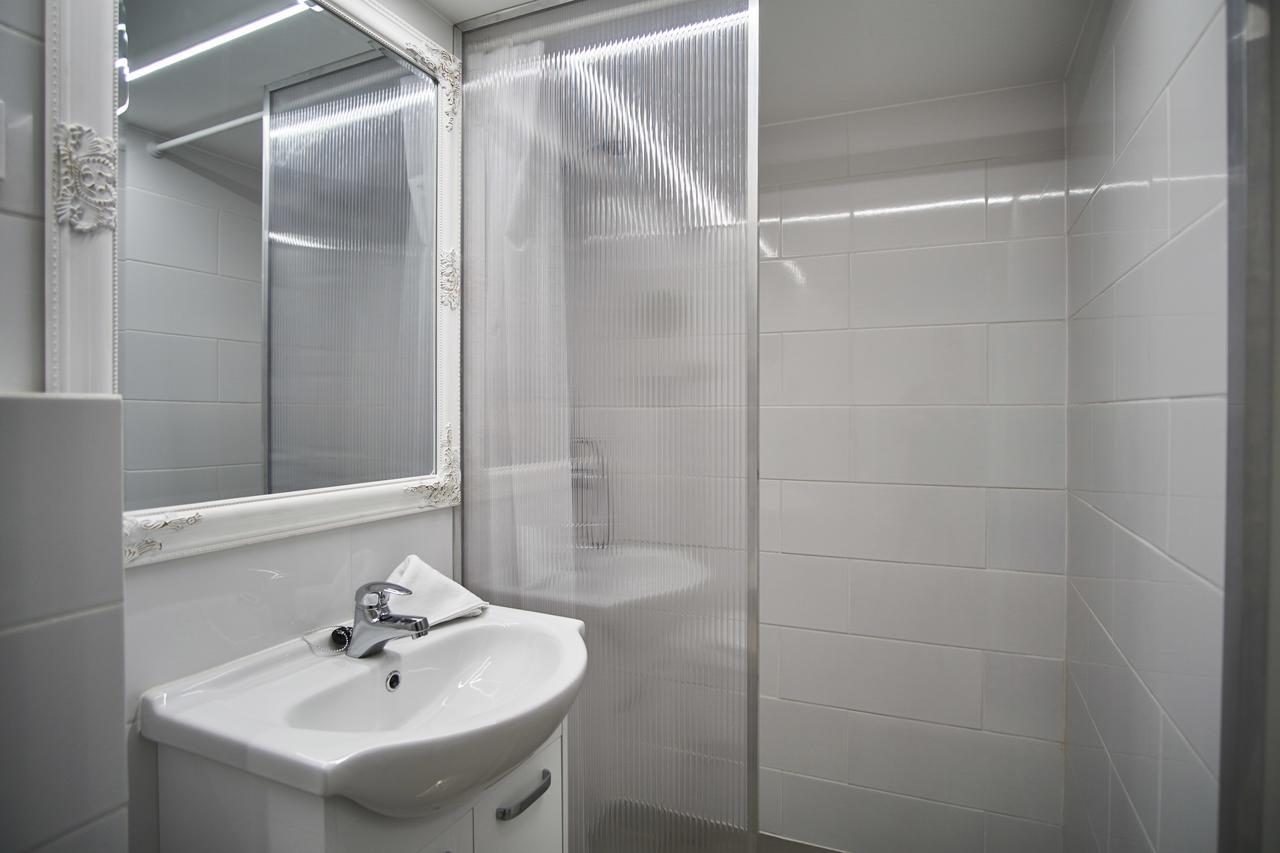A32 Apartment | Budapest Luaran gambar